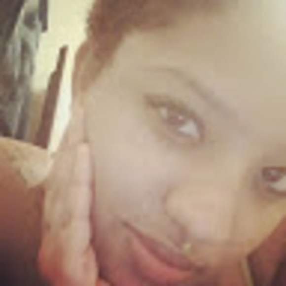 Meet your Posher, Hunter - Picture 1 of 1